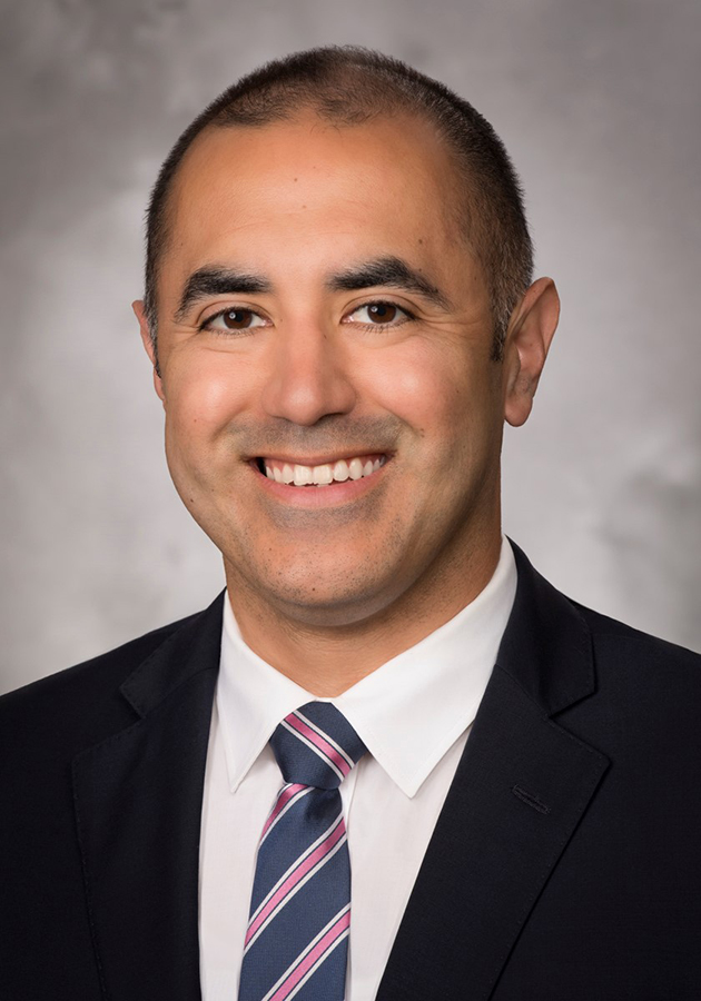 Dr. Javier Valle