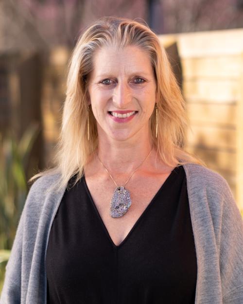 Dr. Lynette E. Leighton