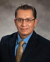 Dr. Elias   Hernandez
