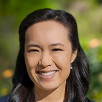 Dr. Lucy    Han