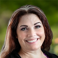 Dr. Amanda    Smithers