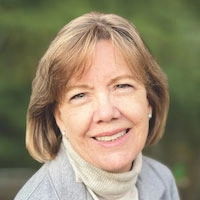 Dr. Linda    R Casey