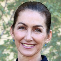 Dr. Heather   J. Furnas