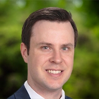 Dr. Kevin R                  . Grierson