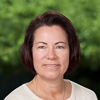 Dr. Debra    L              Davey