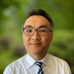 Dr. John        S Lee