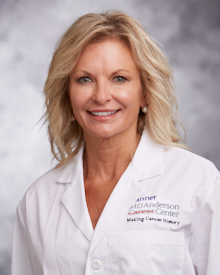 Dr. Rena                                                  Szabo